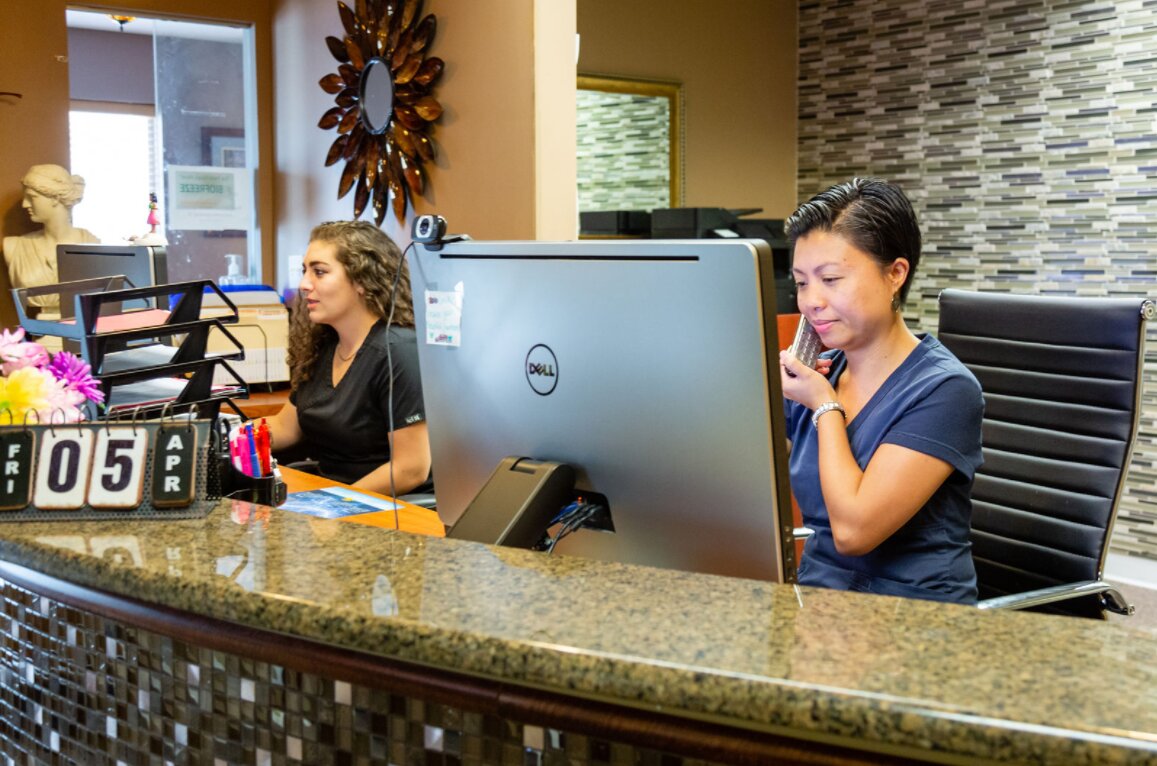 Reception desk at Lakeland Medical Injury Center: Florida Spine & Injury Institute
